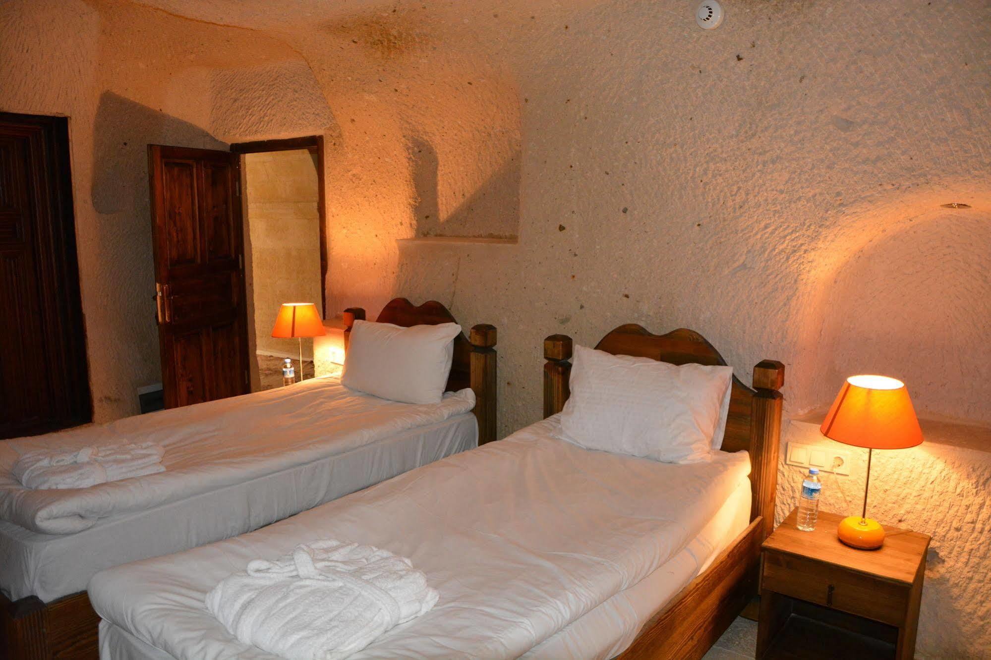 Aden Hotel Cappadocia Учисар Экстерьер фото